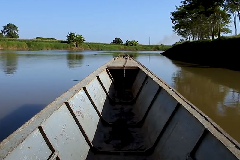 canoa-rio.jpg