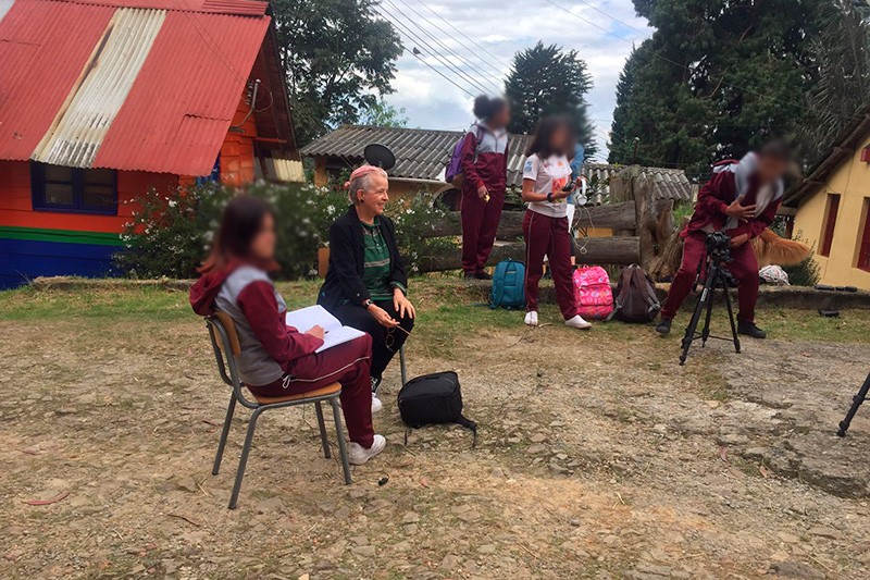 J&oacute;venes v&iacute;ctimas de reclutamiento se suman al legado de la Comisi&oacute;n de la Verdad