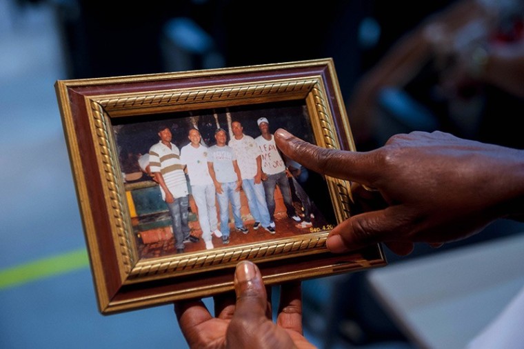 La incansable b&uacute;squeda de los familiares de personas desaparecidas en Colombia