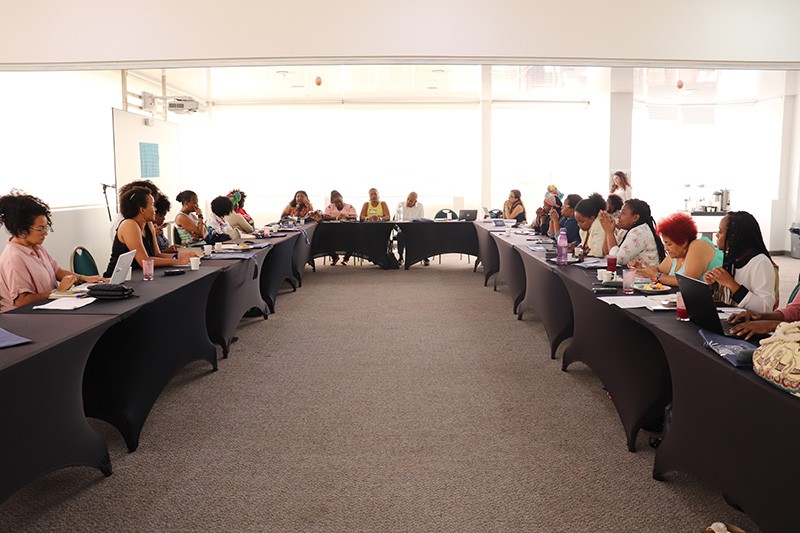 El di&aacute;logo con mujeres y personas LGBTI de las comunidades negras