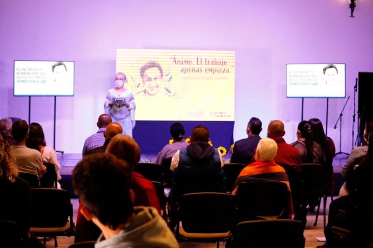 &ldquo;En nombre de mi t&iacute;a Yolanda Cer&oacute;n, levantamos la voz por los l&iacute;deres sociales. No pueden seguir siendo eliminados&rdquo;