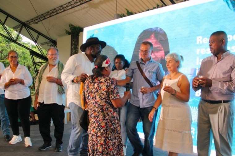 Reconocimiento de responsabilidades de firmantes a pueblos &eacute;tnicos del Bajo Atrato