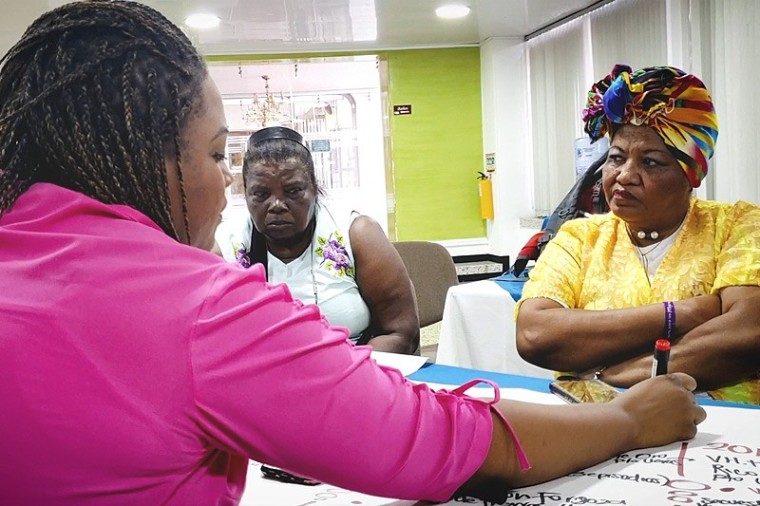&ldquo;Cuando te dicen la verdad de lo que te ha hecho sufrir, sientes que ah&iacute; empiezan a cambiar la cosas&rdquo;:  Sandra &Aacute;lvarez, gestora de paz