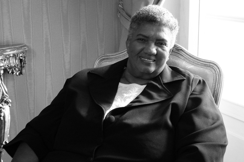 La Comisi&oacute;n Verdad informa, con profundo dolor y nostalgia, el fallecimiento de su comisionada &Aacute;ngela Salazar