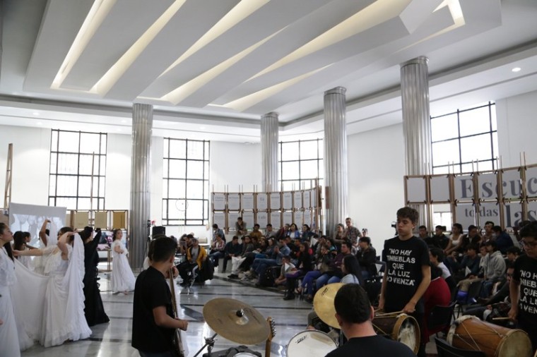 J&oacute;venes de Bogot&aacute; y Soacha piden acabar con la violencia que ya supera m&aacute;s de tres d&eacute;cadas en estas zonas