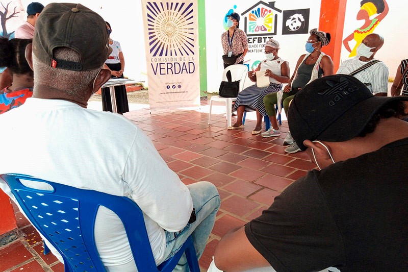 La Comisi&oacute;n escucha las voces de Cartagena 