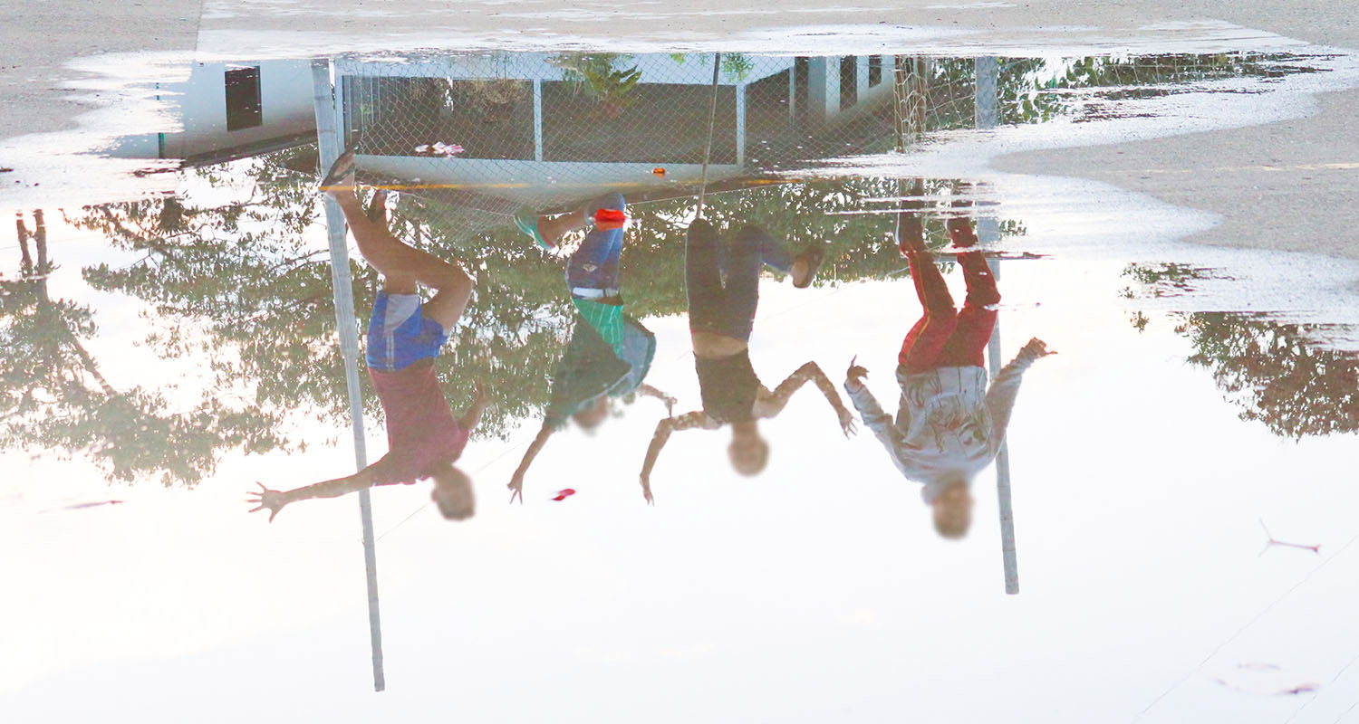 A trav&eacute;s del lente de los hijos e hijas de la paz