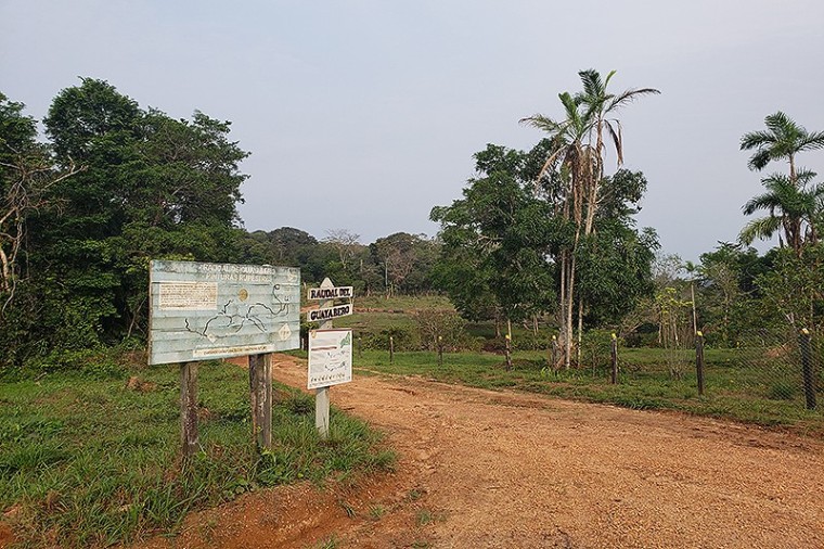 La Comisi&oacute;n lleg&oacute; a La Carpa, vereda ubicada a tres horas de San Jos&eacute; del Guaviare, a orillas del r&iacute;o Guayabero. All&iacute; habl&oacute; con algunos de los fundadores del caser&iacute;o.