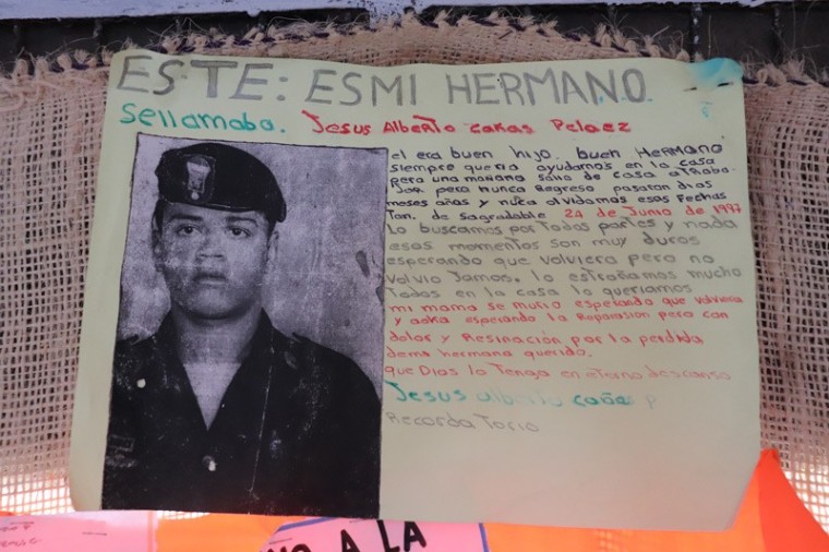 No buscamos uno, los buscamos a todos