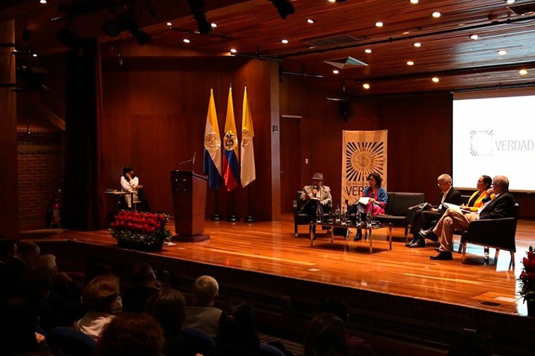 Di&aacute;logos por la verdad: &iquest;Qu&eacute; significa atribuir responsabilidad en el &aacute;mbito extrajudicial?