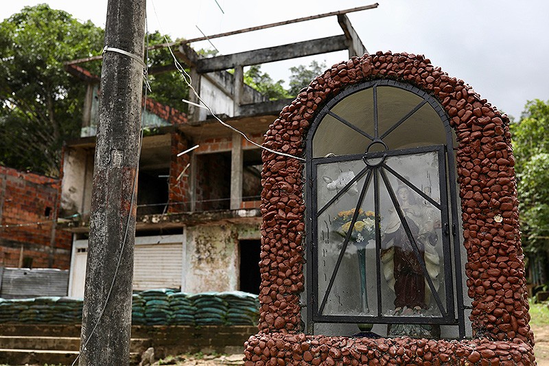 Hace solo 15 a&ntilde;os Pe&ntilde;as Coloradas era uno de los caser&iacute;os con m&aacute;s vida en el Bajo Cagu&aacute;n. Hoy se ve como un pueblo fantasma.