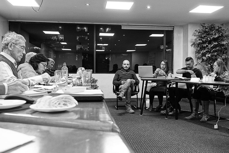 Dirigentes sindicales hablan con la Comisi&oacute;n de la Verdad y con delegados de la JEP