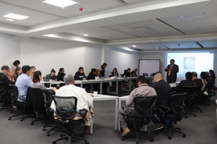 &ldquo;Debemos formar un p&uacute;blico para la paz&rdquo;